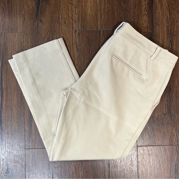 Ann Taylor Pants - Ann Taylor Tan crop pant SZ 8